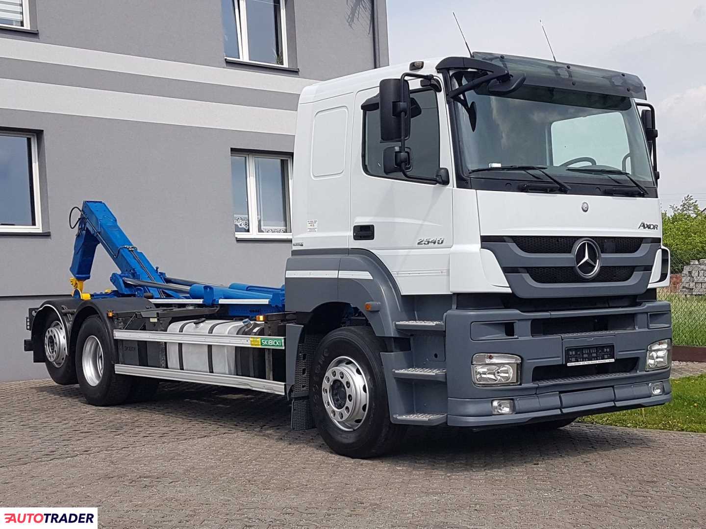 Mercedes AXOR ACTROS 2540 HAKOWIEC 3 OSIE 6x2 KLIMA 11967 2013r. Mercedes AXOR ACTROS 2540 HAKOWIEC 3 OSIE 6x2 KLIMA 11967 2013r.