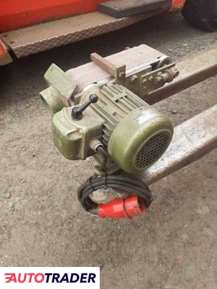 Szlifierka tasmowa 350 mm BAUKNECHT 0.55 kW Mocna 1900r. Szlifierka tasmowa 350 mm BAUKNECHT 0.55 kW Mocna 1900r.