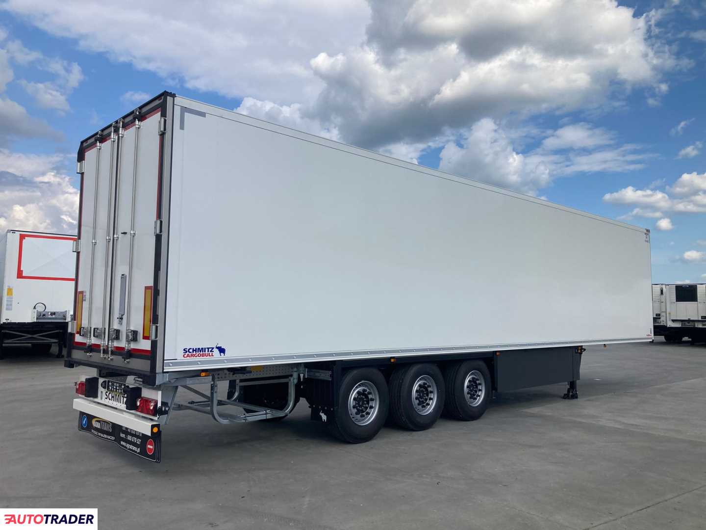 Schmitz Chłodnia 2025r. Schmitz Hakowa z Carrier Vector 1550 Chłodnia 2025r. Schmitz Hakowa 2025r. Schmitz Chłodnia 2025r. Schmitz Hakowa z Carrier Vector 1550 Chłodnia 2025r. Schmitz Hakowa 2025r.
