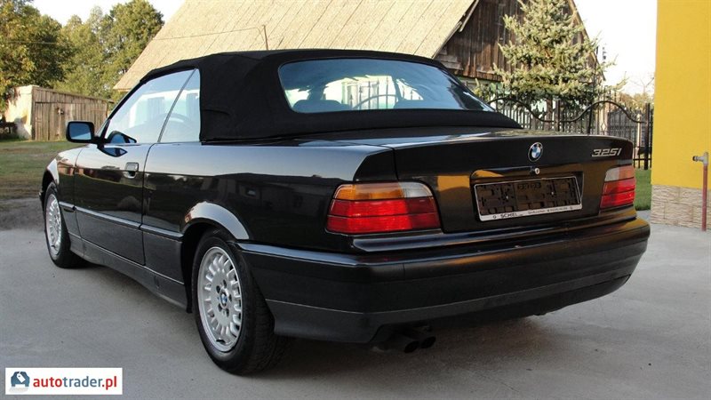 BMW 325 2.5 1993 r. 2.5 192 KM 1993r. (Nowy Tomyśl