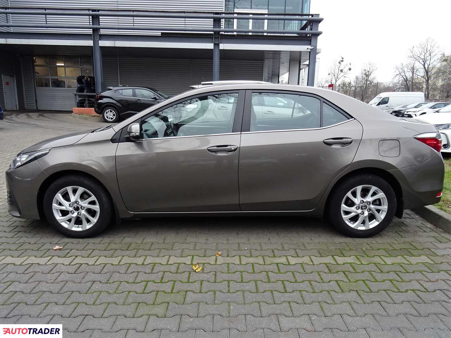 Toyota Corolla 1.6 Comfort + Tech 2018r. Toyota Corolla 1.6 Comfort + Tech 2018r.