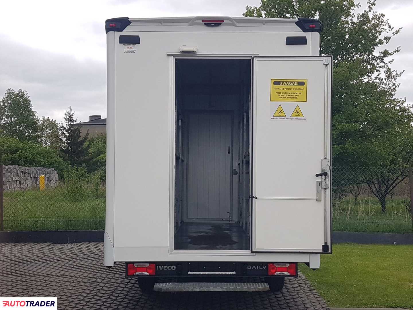 Iveco Daily KONTENER KAMPER SKLEP BAR KLIMA 2.3 2020r. Iveco Daily KONTENER KAMPER SKLEP BAR KLIMA 2.3 2020r.