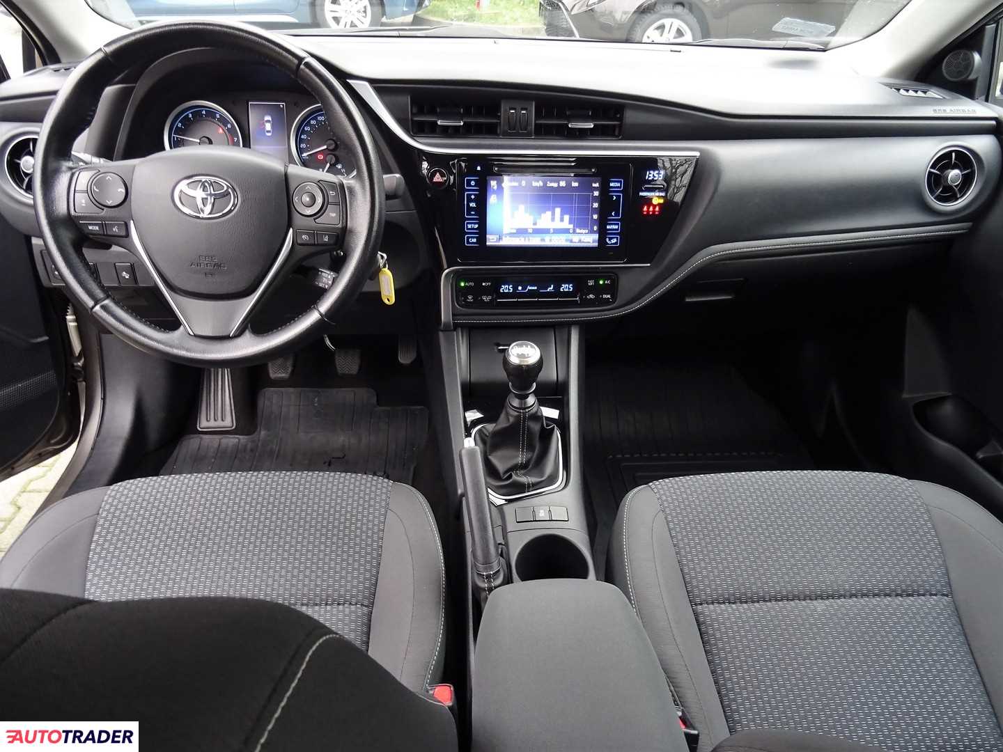 Toyota Corolla 1.6 Comfort + Tech 2018r. Toyota Corolla 1.6 Comfort + Tech 2018r.