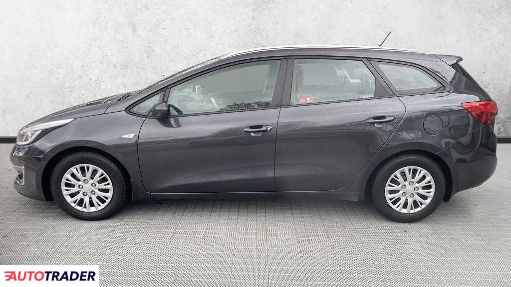 Kia Ceed II (2012-) 1.6 CRDi M!! Z polskiego salonu! 2017r. Kia Ceed II (2012-) 1.6 CRDi M!! Z polskiego salonu! 2017r.