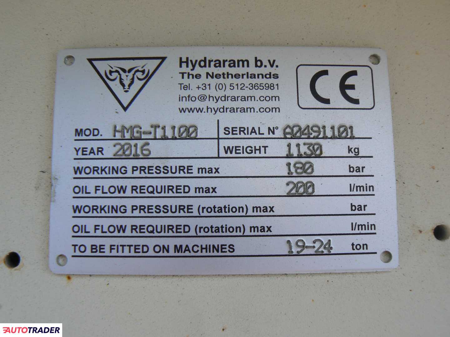 Hydraram HMG-hydrauliczny magnes koparka 2025r. Hydraram HMG-hydrauliczny magnes koparka 2025r.