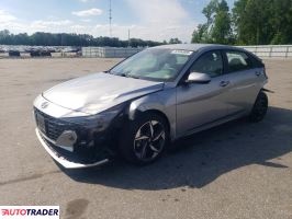 Hyundai Elantra - zobacz ofertę