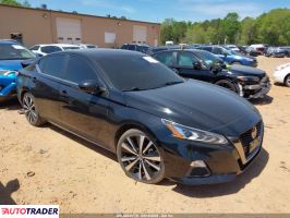 Nissan Altima - zobacz ofertę