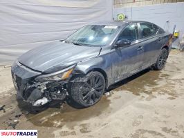 Nissan Altima - zobacz ofertę