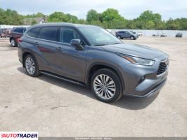 Toyota Highlander - zobacz ofertę