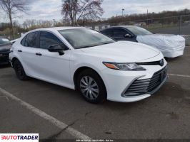 Toyota Camry - zobacz ofertę