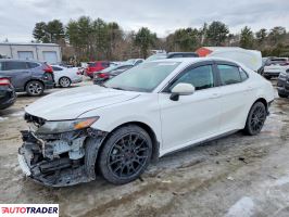 Toyota Camry - zobacz ofertę