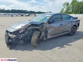 Nissan Altima - zobacz ofertę