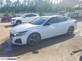 Nissan Altima - zobacz ofertę