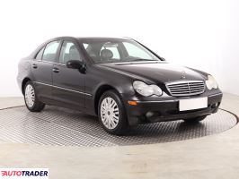 Mercedes C-klasa - zobacz ofertę