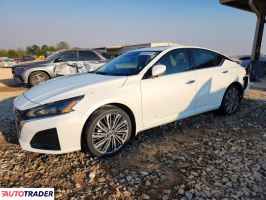 Nissan Altima - zobacz ofertę