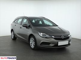 Opel Astra - zobacz ofertę