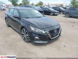 Nissan Altima - zobacz ofertę
