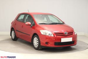Toyota Auris - zobacz ofertę