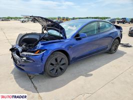 Tesla Model 3 - zobacz ofertę