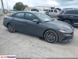 Hyundai Elantra - zobacz ofertę