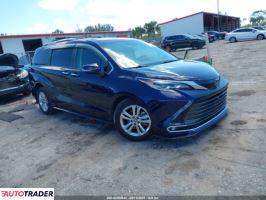 Toyota Sienna - zobacz ofertę