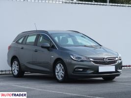 Opel Astra - zobacz ofertę