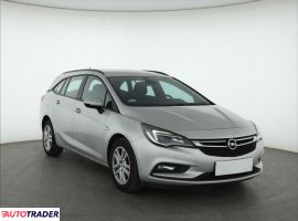 Opel Astra - zobacz ofertę