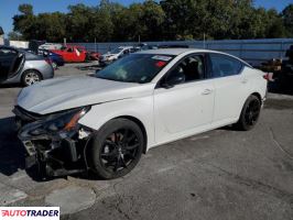 Nissan Altima - zobacz ofertę