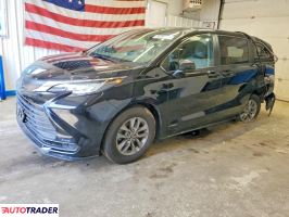 Toyota Sienna - zobacz ofertę