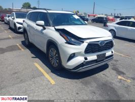 Toyota Highlander - zobacz ofertę