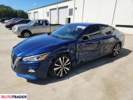 Nissan Altima - zobacz ofertę