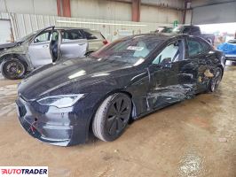 Tesla Model S - zobacz ofertę