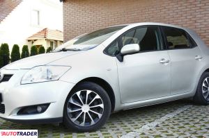 Toyota Auris - zobacz ofertę