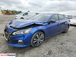 Nissan Altima - zobacz ofertę