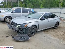 Nissan Altima - zobacz ofertę