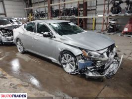 Nissan Altima - zobacz ofertę