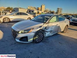 Nissan Altima - zobacz ofertę