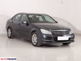 Mercedes C-klasa - zobacz ofertę
