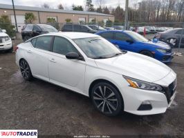 Nissan Altima - zobacz ofertę