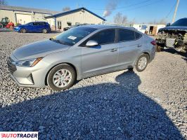 Hyundai Elantra - zobacz ofertę