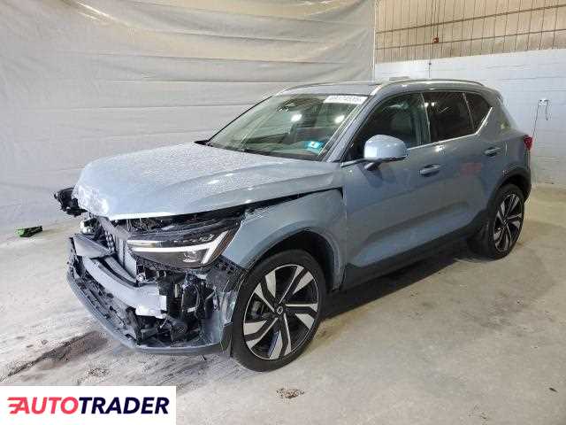 Volvo XC40 2023 2