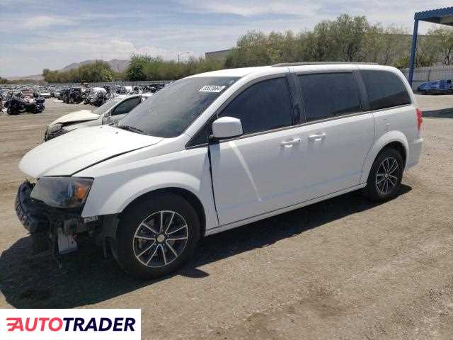 Dodge Grand Caravan 2018 3