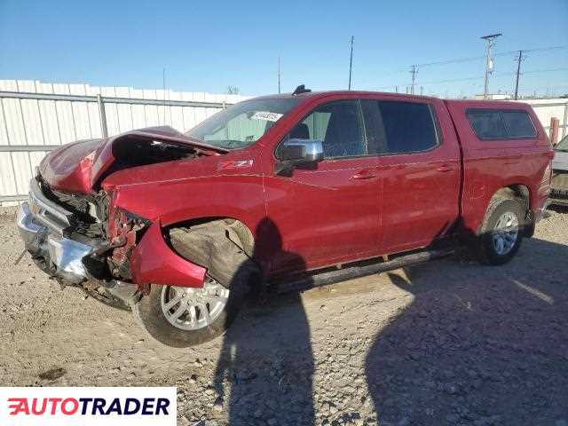 Chevrolet Silverado 5.0 benzyna 2019r. (APPLETON)