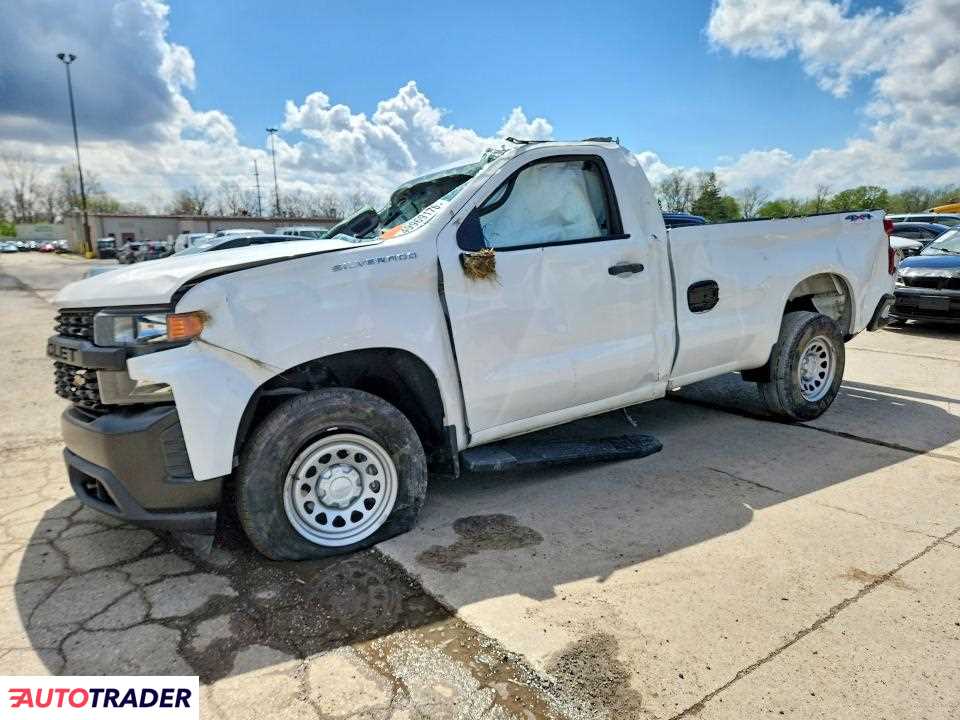 Chevrolet Silverado 2020 5