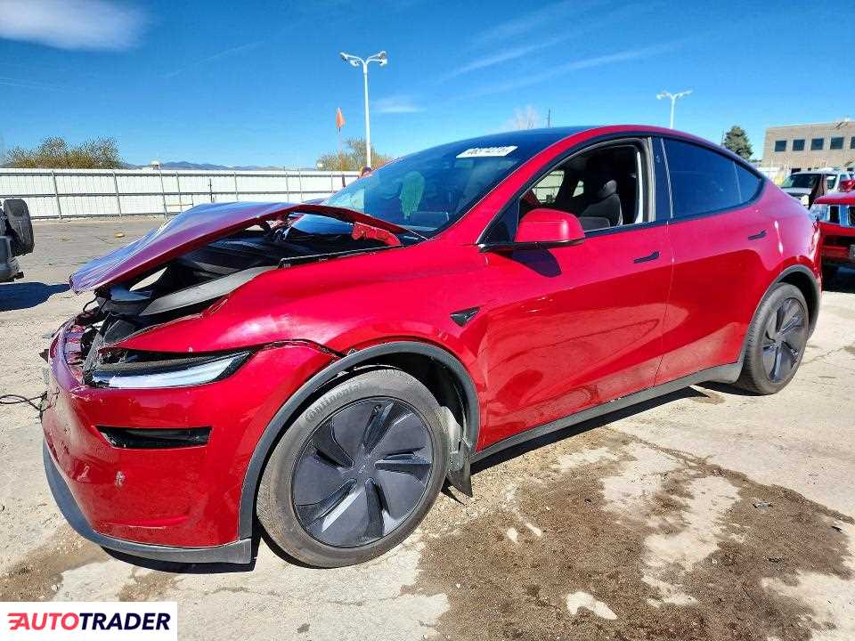 Tesla Model Y 2026