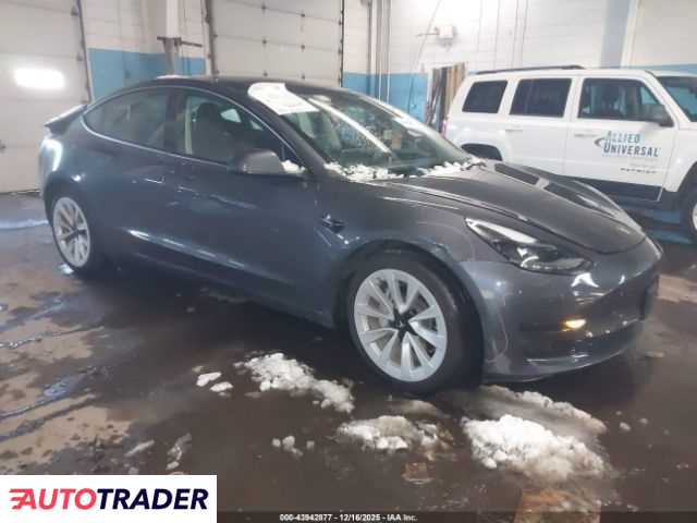 Tesla Model 3 2023