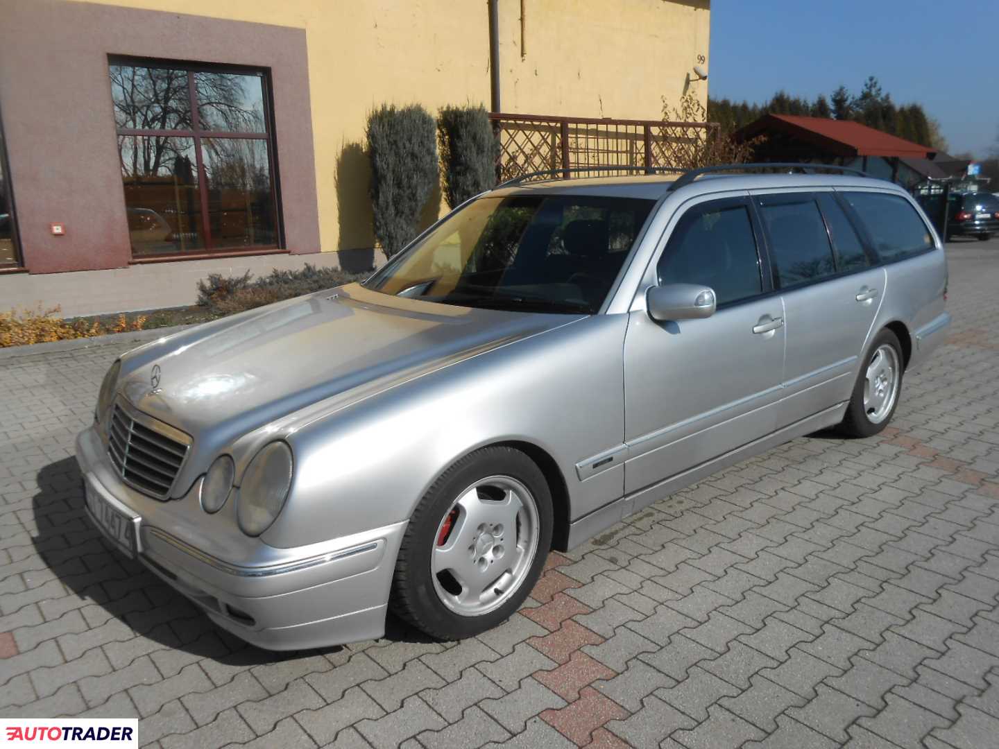 Mercedes E-klasa 2002 2.1 142 KM