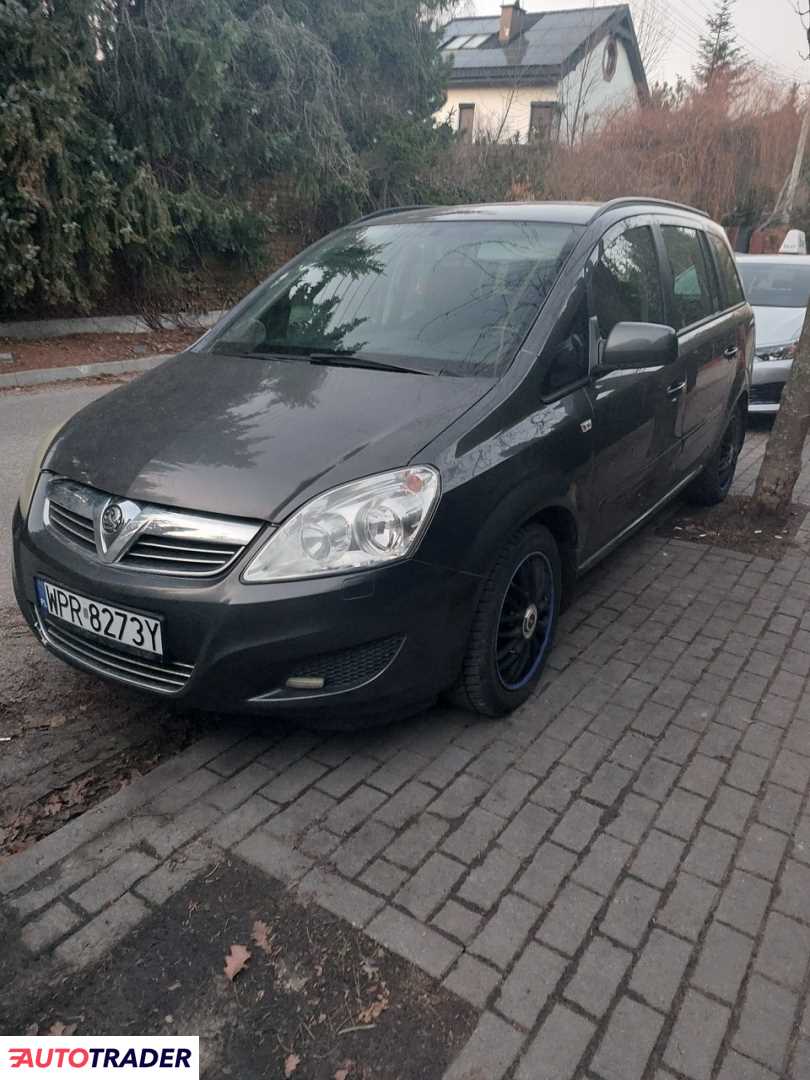 Opel Zafira 2012 1.8 140 KM
