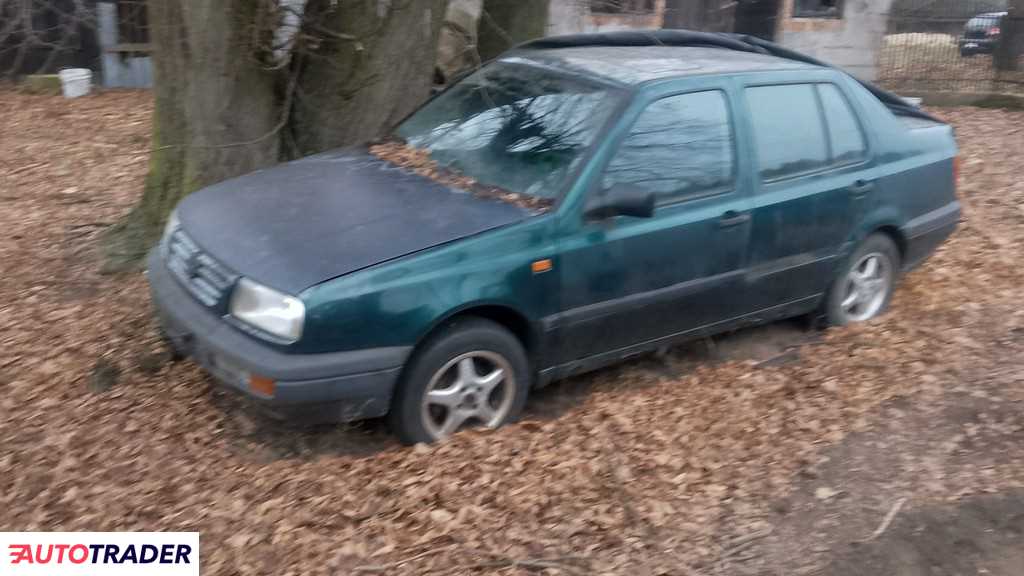 Volkswagen Vento 1996 1.9 90 KM