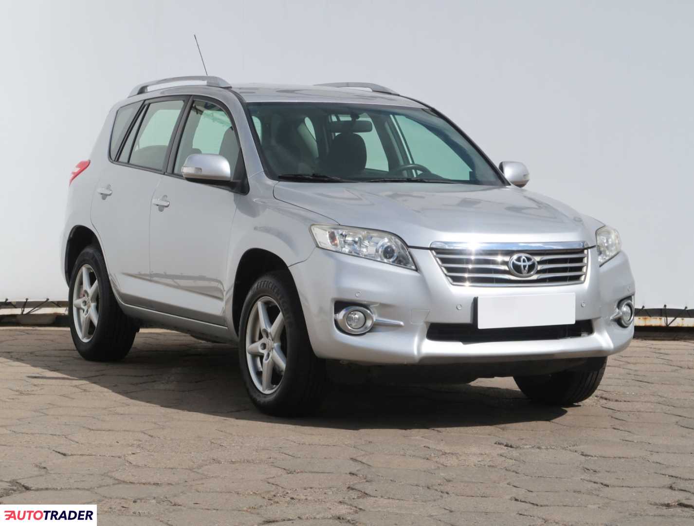 Toyota RAV 4 2010 2.0 155 KM